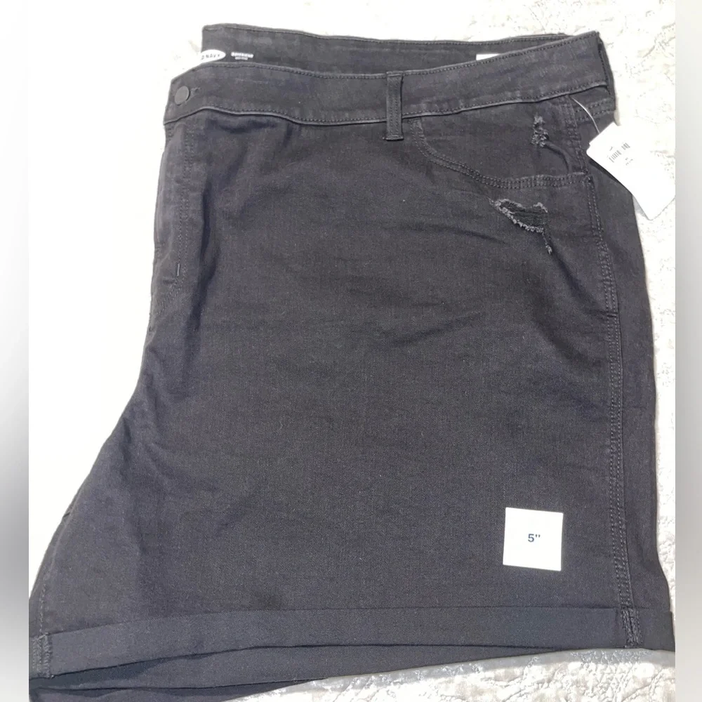 Old Navy Womens 30 Plus Boyfriend‎ Cuffed Back Jean Distressed Denim Shorts
